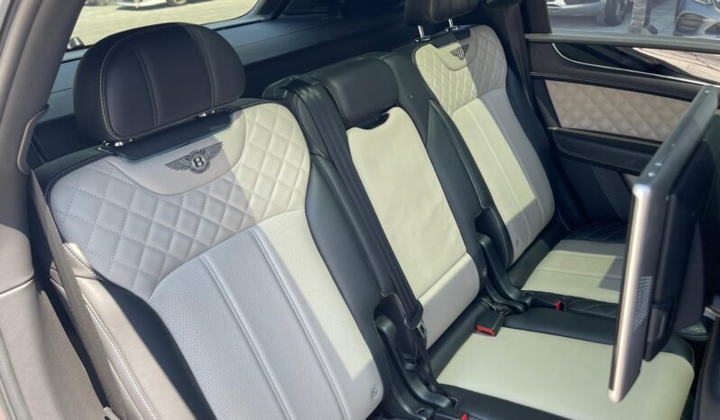Bentley Bentayga V8 D AUTO full