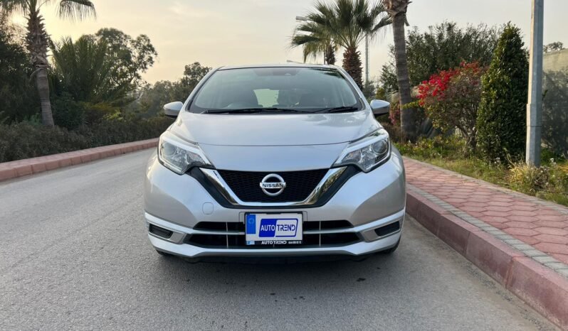 Nissan Note 2018 полный