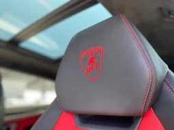 
										Lamborghini Urus full									