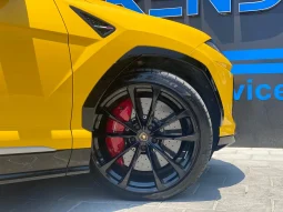 
										Lamborghini Urus full									