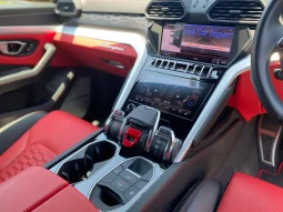 
										Lamborghini Urus full									