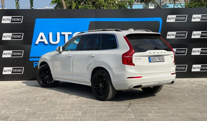 Volvo XC90 T8 full