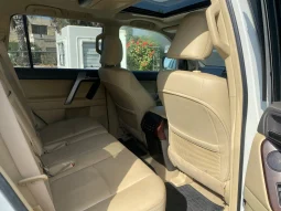 Toyota Land Cruiser Prado full