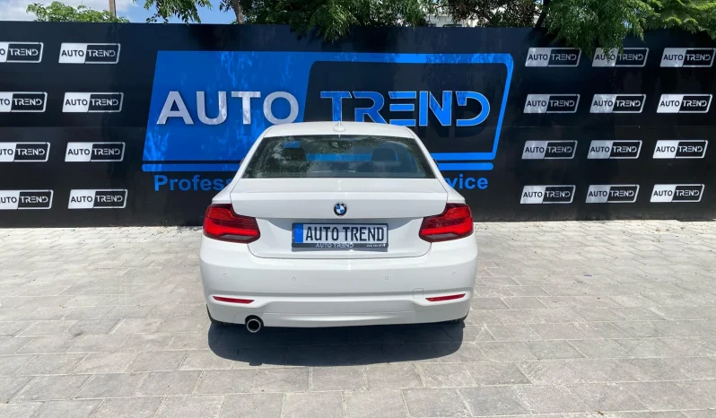 
								BMW 2.18d Coupe full									