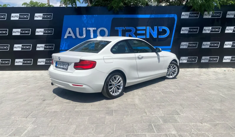 
								BMW 2.18d Coupe full									