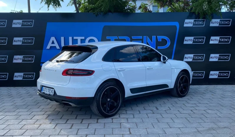 
								Porsche Macan full									