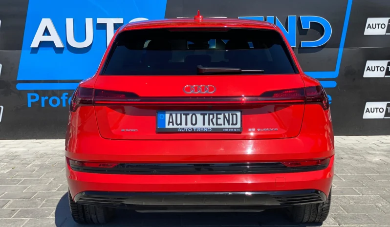 
								Audi E-Tron 55 Quattro full									