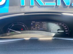 
										Toyota Sienta Hybrid full									