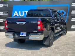 
										Toyota Hilux full									