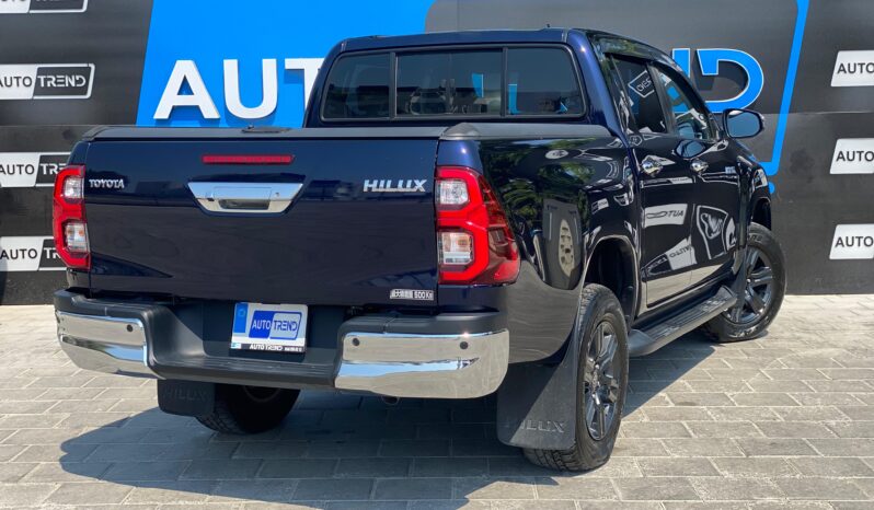 
								Toyota Hilux full									