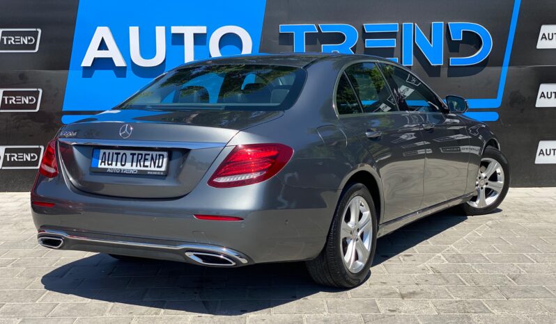 
								Mercedes E 220d full									