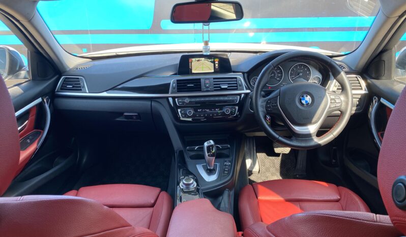 
								BMW 3.18İ full									