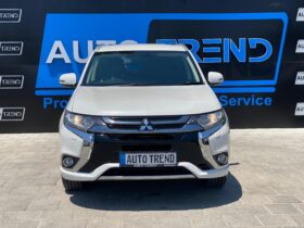 MITSUBISHI OUTLANDER PHEV