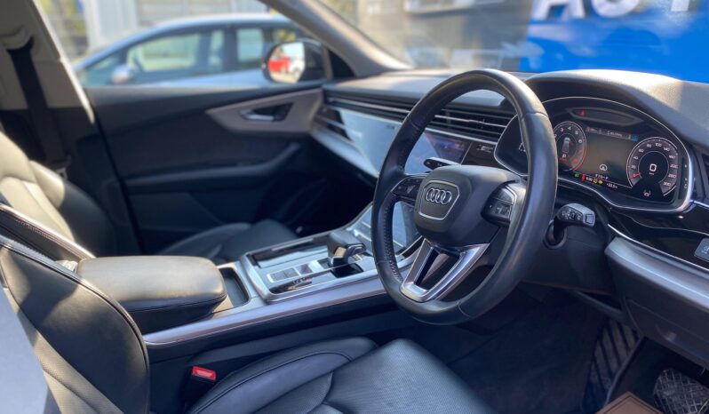 AUDI Q8 55 TFSI QUATTRO S LINE full