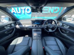 MERCEDES – BENZ E200 full