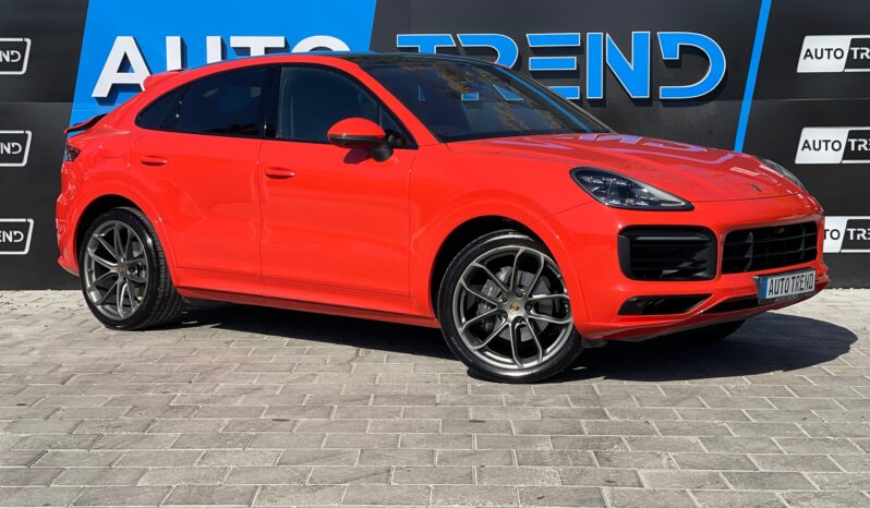 Porsche Cayenne Coupe full