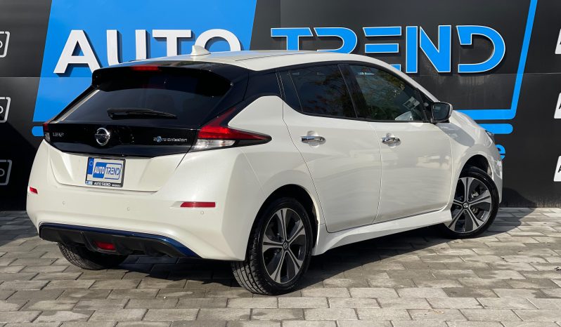 
								NISSAN LEAF E+ (62 kWh) full									