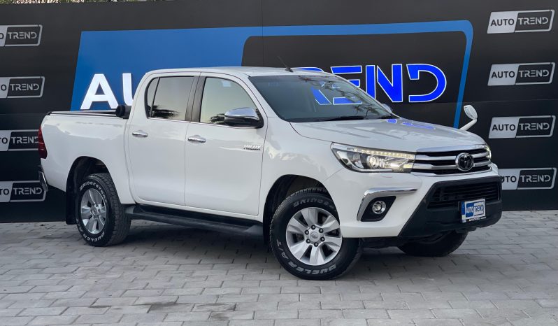 
								TOYOTA HILUX full									